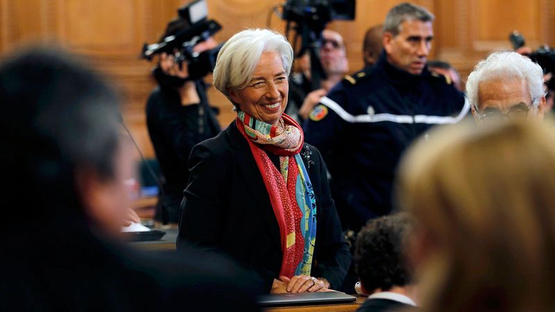 Lagarde defiende su inocencia en el juicio por beneficiar presuntamente a un empresario cercano a Sarzoky