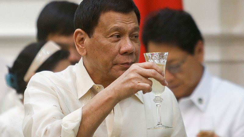 Duterte presume de haber matado a drogadictos cuando era alcalde y se expone a la inhabilitación