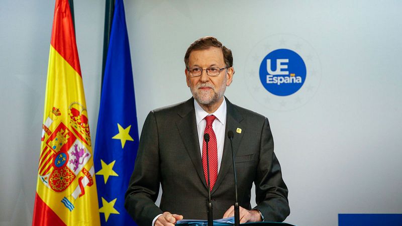Rajoy pide a Puigdemont renunciar a su "estrategia de desafío permanente"