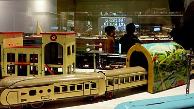 Memoria de delfín - El juguete: del cartón piedra a nuestros días - 19/12/16 - escuchar ahora