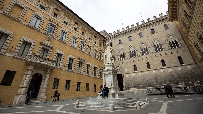 Italia aprueba disponer 20.000 millones para ayudas a la banca