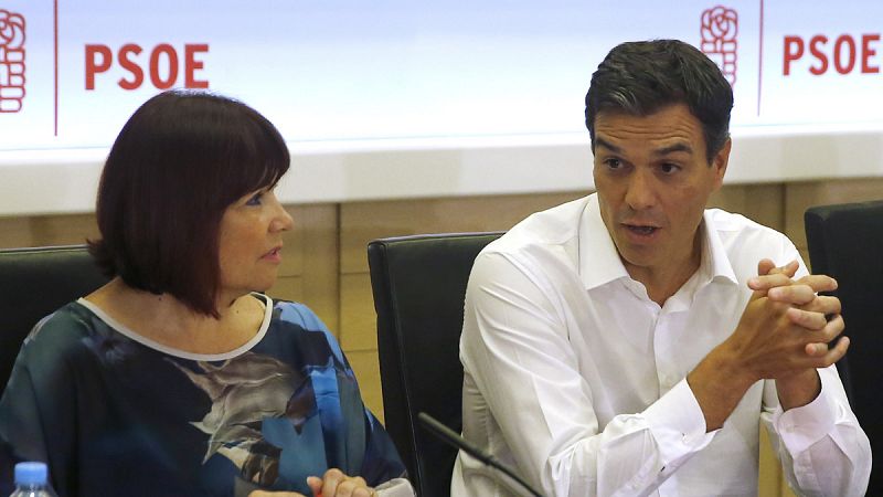 La presidenta del PSOE andaluz cree que la reunión de los afines a Sánchez no ayuda al partido