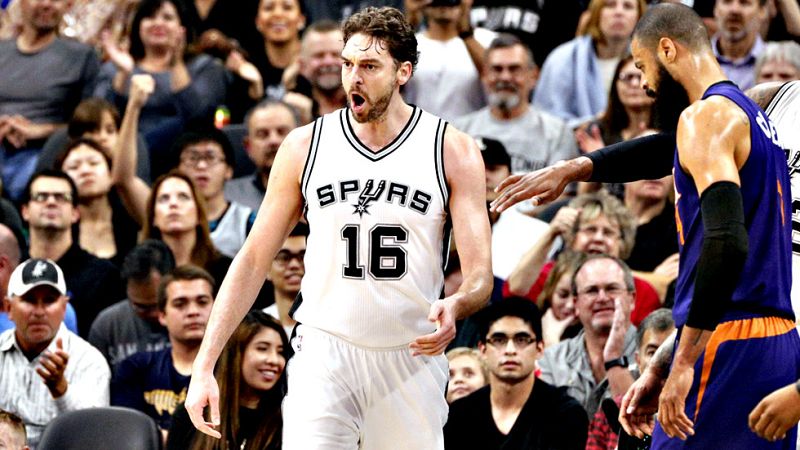 Pau Gasol logra su sexto doble-doble y Rubio se desquita con 18 puntos