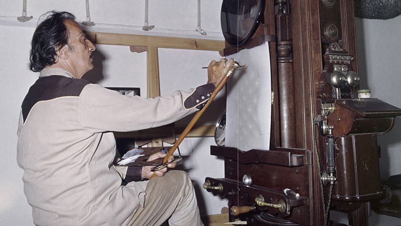 Análisis de obras de grandes pintores, como Dalí o Picasso, permiten revelar desórdenes mentales