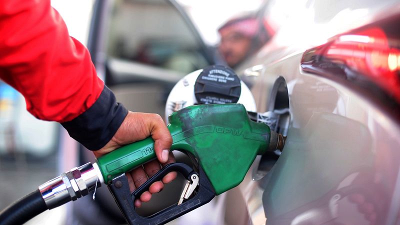 Los precios suben el 1,5% al cierre de 2016 tras dispararse ocho décimas en diciembre por los carburantes