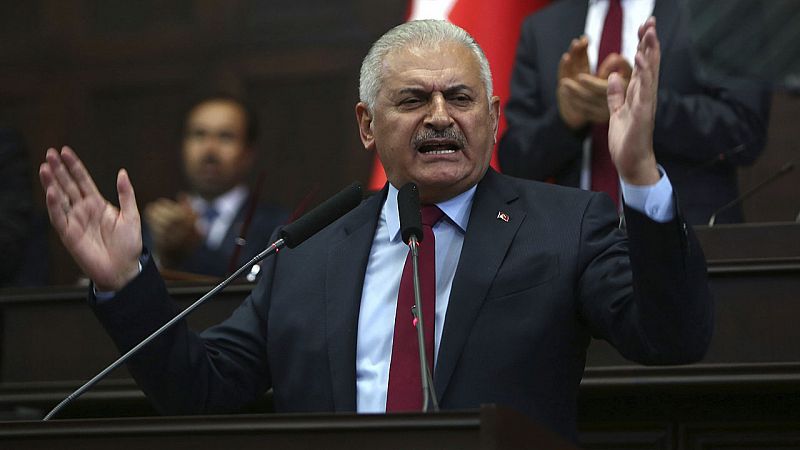 Turquía acusa al gobierno de Obama de apoyar el terrorismo en Siria