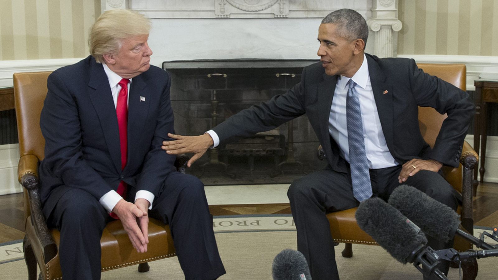 Trump amenaza con desmantelar la reforma sanitaria de Obama en su primer d�a de mandato