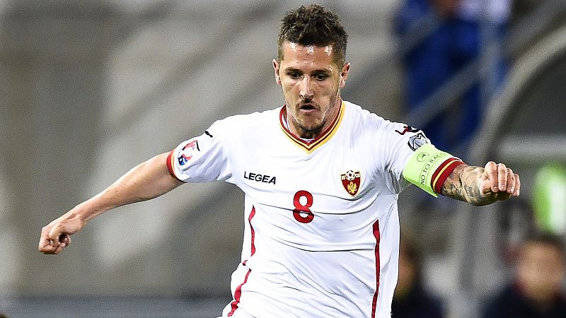 El delantero montenegrino Jovetic, nuevo jugador del Sevilla