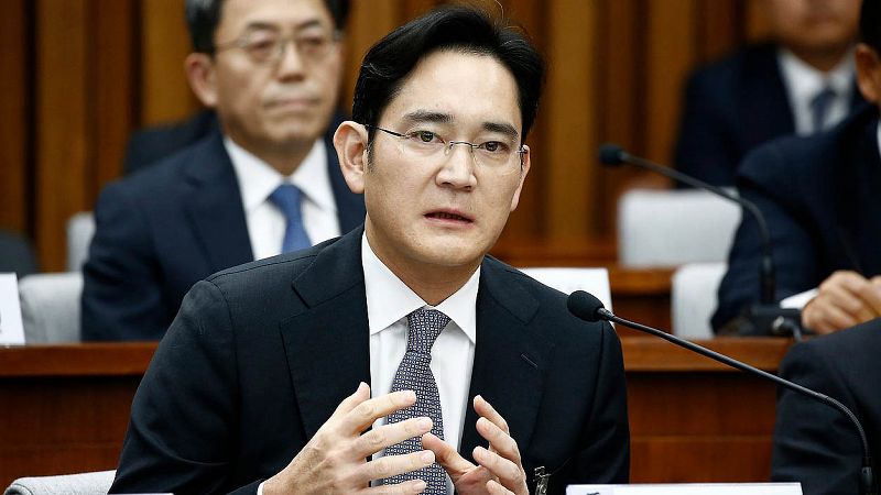 La Fiscalía de Corea del Sur interrogará al heredero de Samsung en el caso de la 'Rasputina'