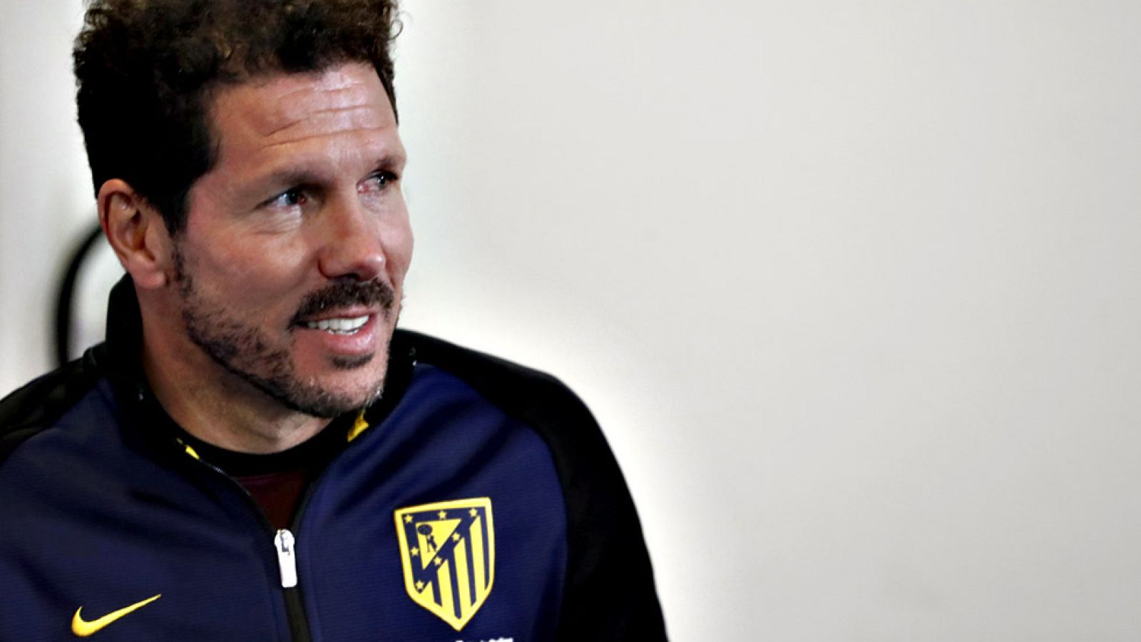 El argentino Diego Simeone, entrenador del Atlético de Madrid, consideró este viernes que el Eibar, su rival en los cuartos de final de la Copa del Rey, es un adversario "difícil, duro", recordó que ningún partido contra él ha sido "simple" y remarcó