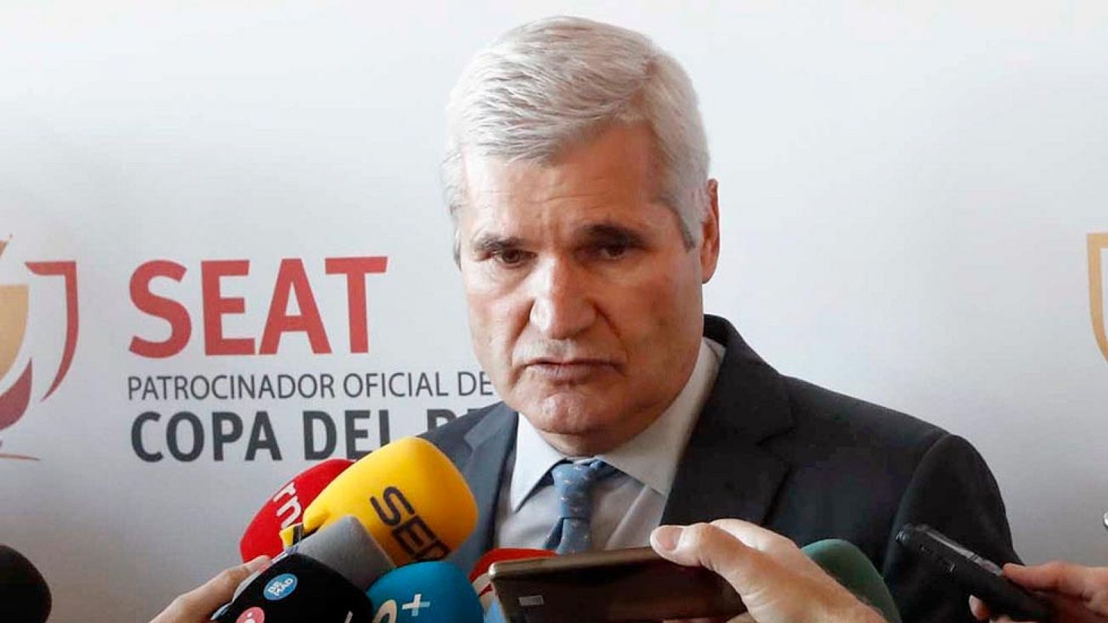 El Barcelona destituye a Gratacós tras opinar contrariamente sobre Messi | Ver