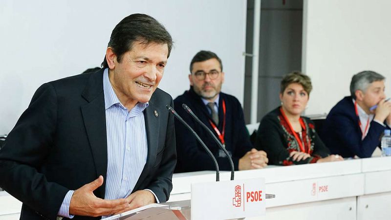 Fernández insta al PSOE a superar su "endogamia y ombliguismo" y pide "lealtad" a los críticos