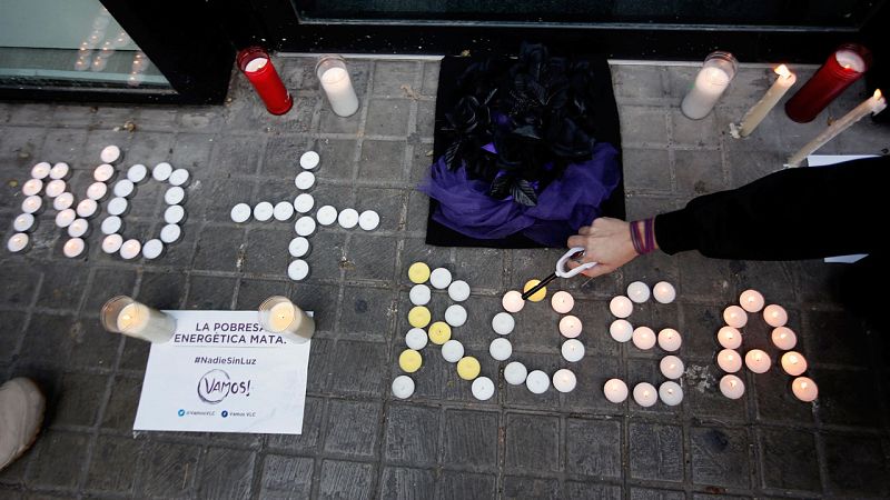 Los tres españoles más ricos acumulan tanto como el 30% más pobre, según Intermón Oxfam