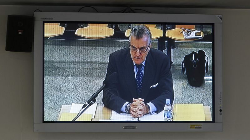 Bárcenas admite que el PP tenía una contabilidad "extracontable" y niega haber cobrado de Correa