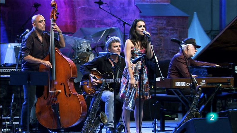 La cantant i trompetista Andrea Motis publica el seu primer treball en solitari: "Emotional Dance"