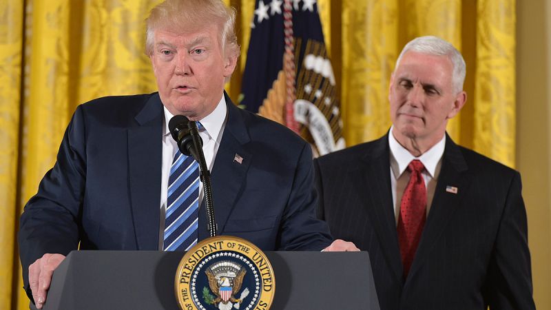 Trump anuncia que renegociará el NAFTA con los líderes de México y Canadá