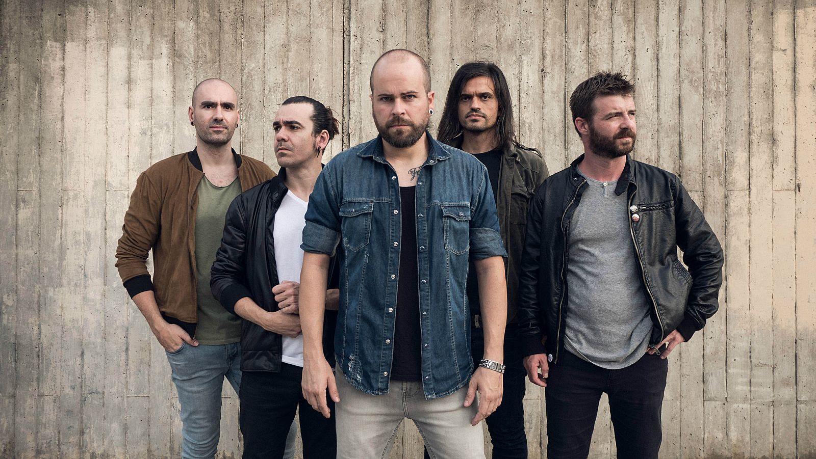 Temible - Entre carbón y papel