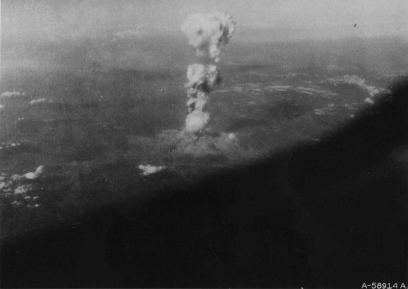 Publican fotos inéditas de Hiroshima tras el lanzamiento de la bomba atómica