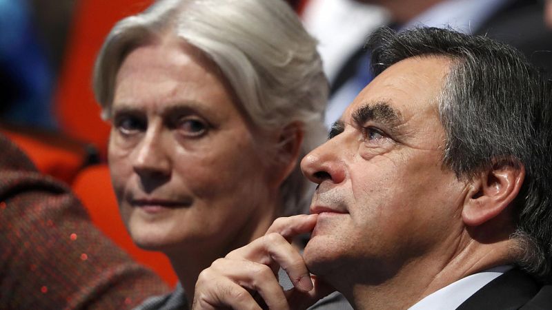 La Fiscalía francesa investiga a la esposa de Fillon por apropiación de 600.000 euros de dinero público