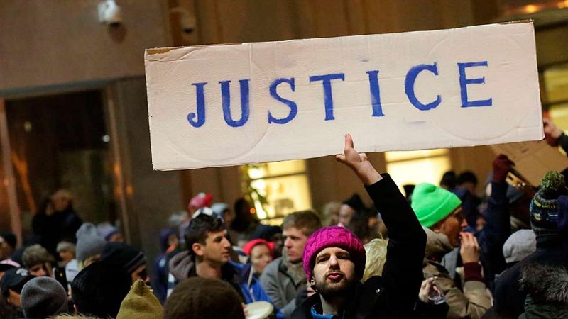 Una jueza de EE.UU. bloquea parte del veto de Trump a ciudadanos de siete países musulmanes