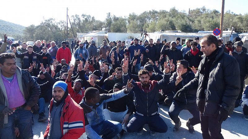 Polémica en Grecia tras la muerte de tres refugiados en Lesbos por el hacinamiento y el abandono