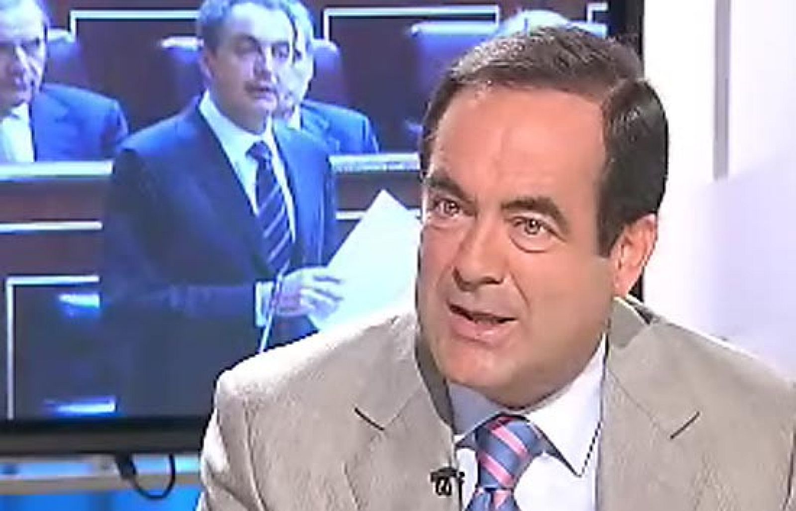 El presidente del Congreso, José Bono, habla del nuevo curso político en 'Los Desayunos'de TVE. Considera que hay un mejor clima que el año pasado.