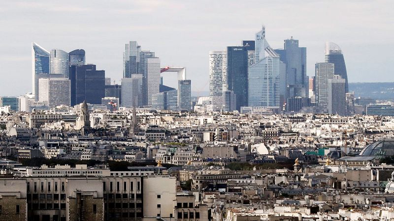 La economía de la eurozona creció un 1,7% en 2016, una décima más que en el conjunto de 2015