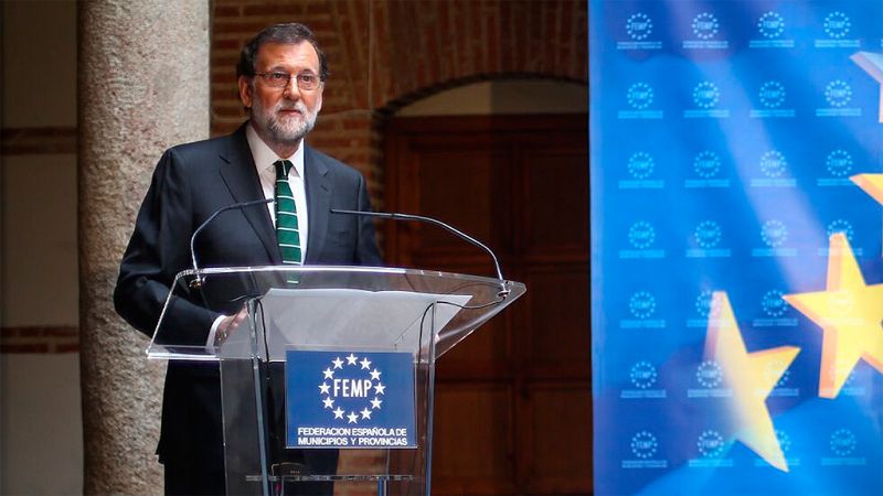 Rajoy se muestra "en contra de los vetos y las fronteras" pero evita una condena explícita a Trump