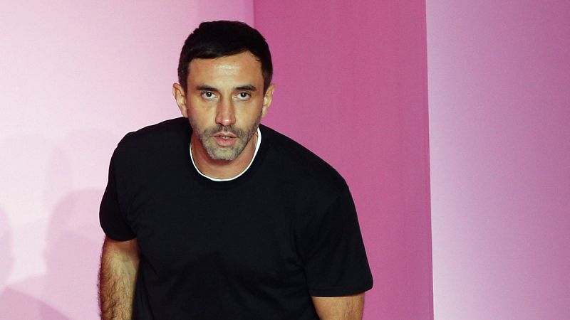 Riccardo Tisci deja la dirección artística de Givenchy tras 12 años