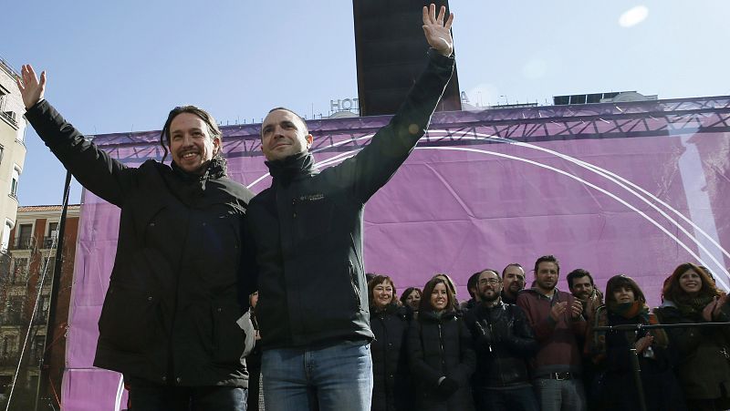 Luis Alegre advierte a Iglesias de que se rodea de "un grupo de conspiradores"