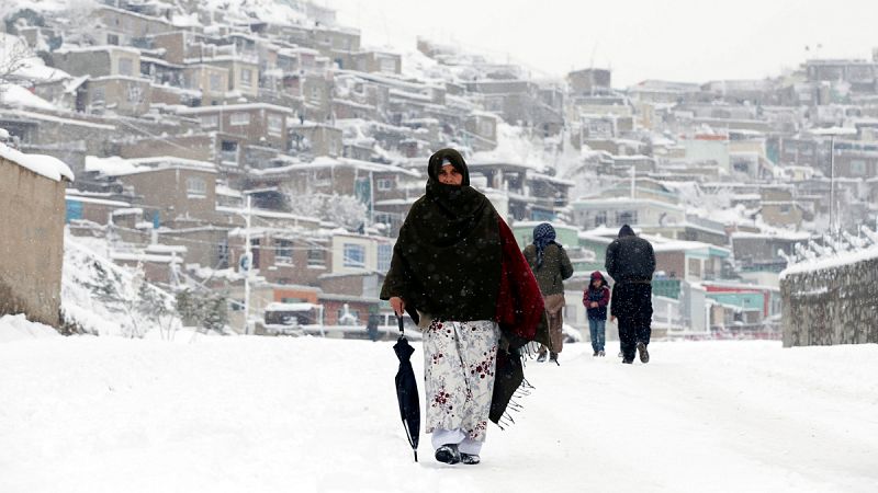 Más de un centenar de muertos en Afganistán por el temporal de nieve