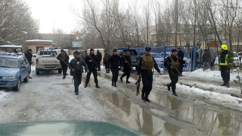 Mueren al menos 21 personas en un atentado contra el Tribunal Supremo de Afganistán