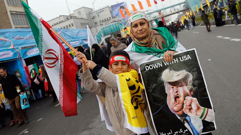 Irán celebra el 38 aniversario de la Revolución Islámica con Trump muy presente en sus marchas
