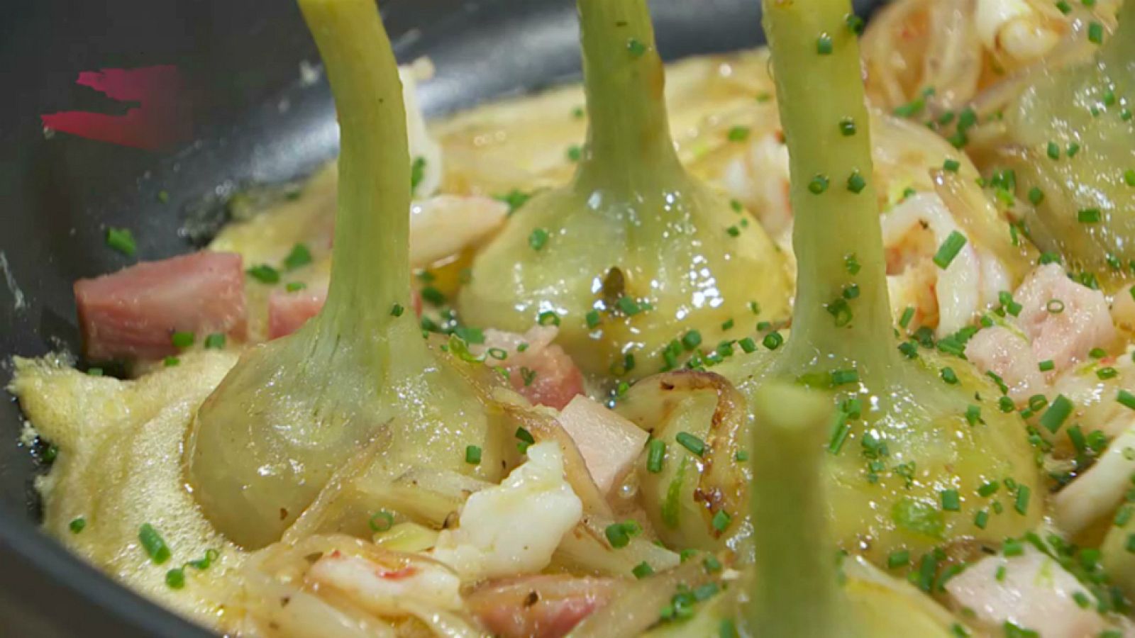 Torres en la cocina - Tortilla de alcachofas y langostinos