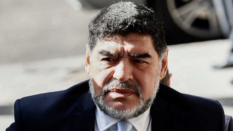 La Policía acude al hotel de Maradona tras una fuerte discusión con su pareja