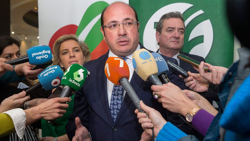 La oposición reclama al presidente de Murcia que dimita tras ser imputado