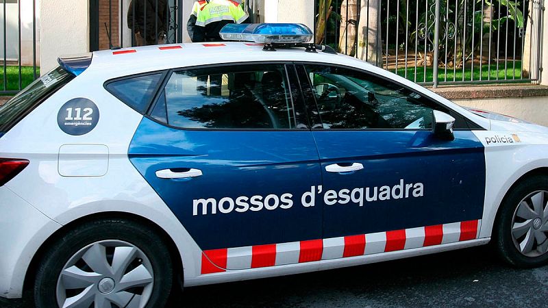 Un hombre con una orden de alejamiento asesina a su exmujer en Barcelona
