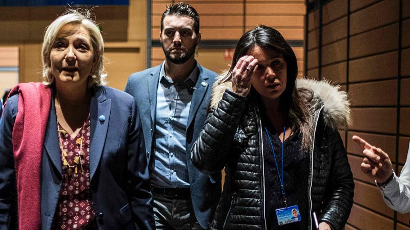 Imputada la jefa de gabinete de Marine Le Pen en el caso de los empleos ficticios