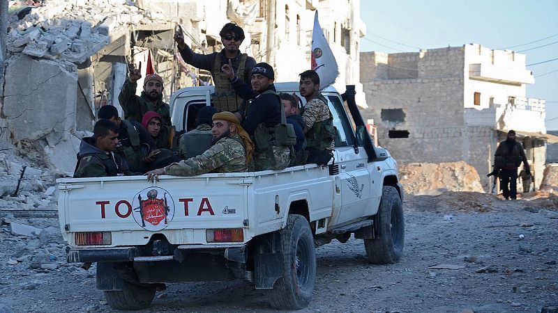 Mueren al menos 42 personas en un ataque contra los rebeldes pro-turcos en Al Bab