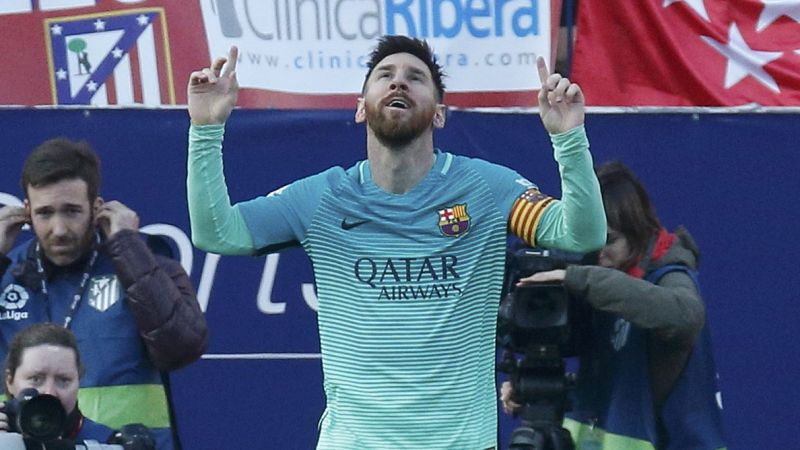 Messi desnivela la batalla táctica del Calderón