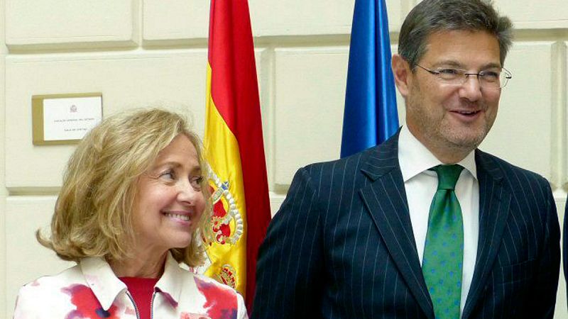 Catalá niega haber presionado a la ex fiscal general Consuelo Madrigal para imponerle nombramientos
