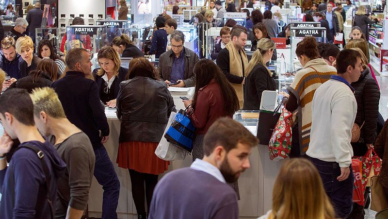 La economía creció en 2016 un 3,2%, al igual que en el año anterior