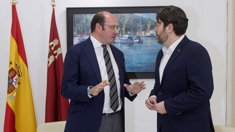 Cs retira su apoyo al PP en Murcia e inicia contactos con el PSOE ante la negativa de Sánchez a dimitir