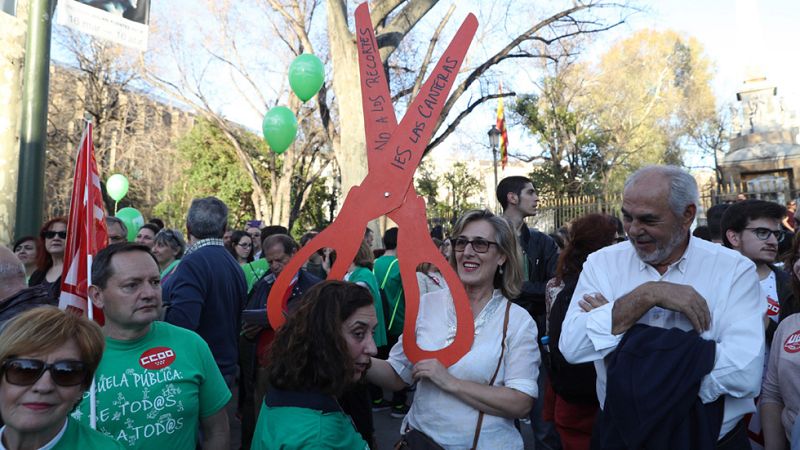 La educación pública pide en la calle un pacto social sin Lomce ni recortes