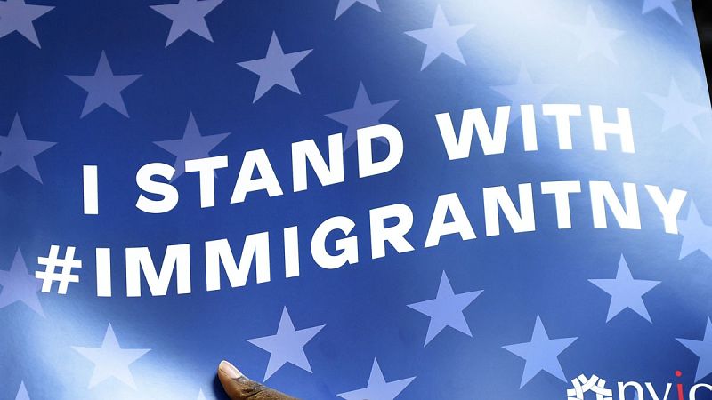 Varios estados se unen a Hawái en demandas contra el  nuevo veto migratorio de Trump