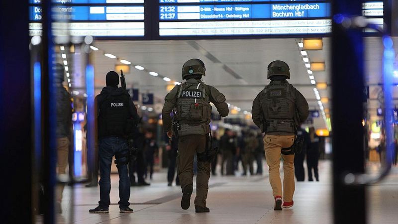 Al menos nueve heridos por un ataque con hacha en la estación de trenes de Düsseldorf