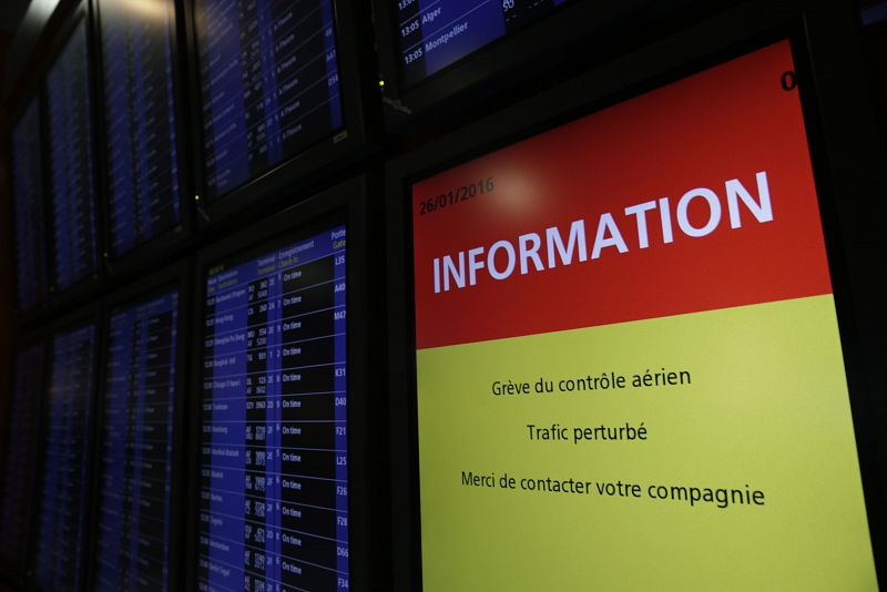 El último día de huelga de controladores franceses supone la cancelación de 35 vuelos con España
