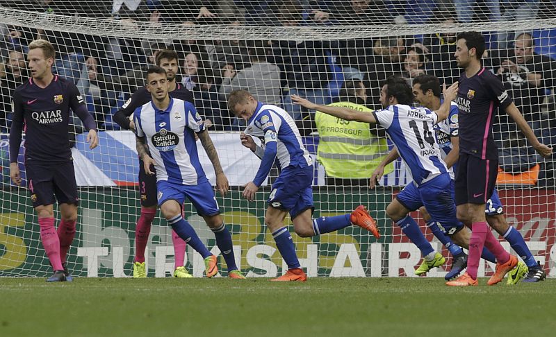 El Deportivo de Mel baja al Barcelona de las nubes