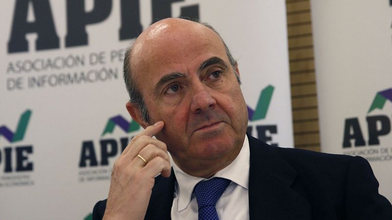 De Guindos afirma que España "no tiene ningún plan de contingencia" frente al 'Brexit'