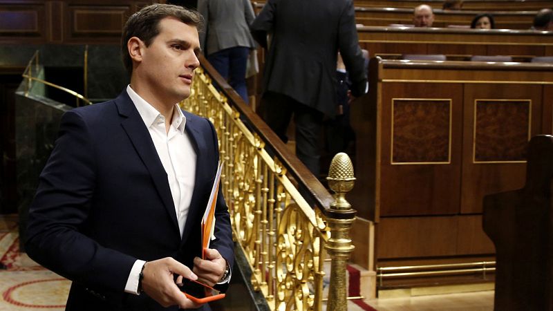 Cs respalda junto al PP el veto del Gobierno a la ley de autoconsumo eléctrico que apoyó con la oposición